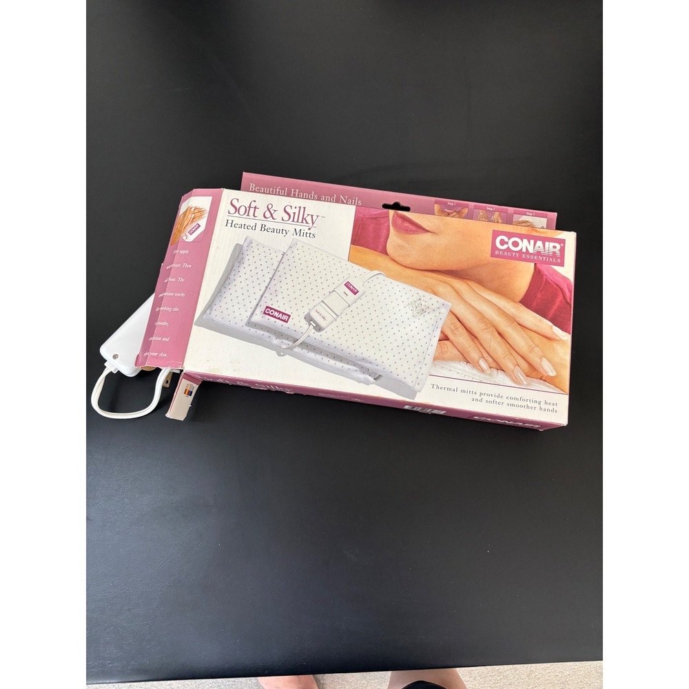 Conair Soft & Silky Heated Beauty Mitts White‎ Pink Polka Dot Beauty Essentials